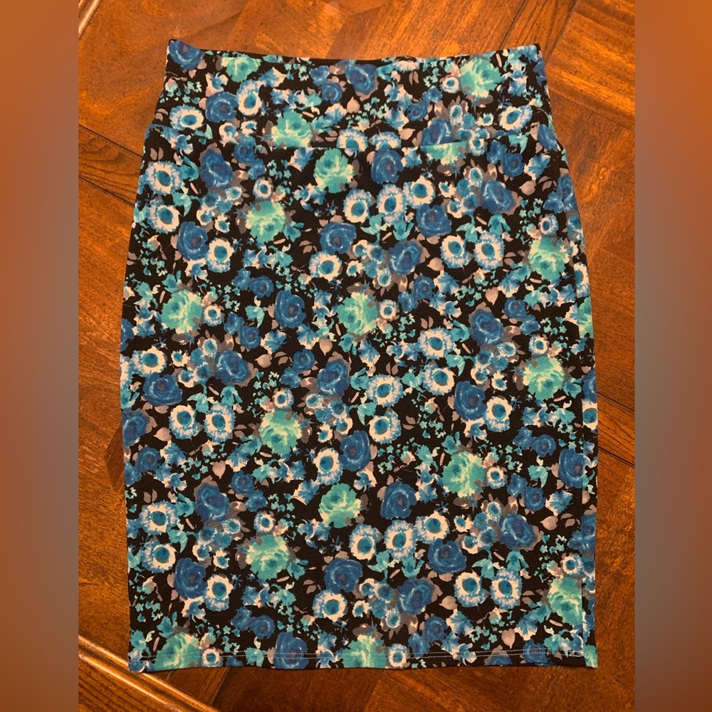 Blue Floral LuLaRoe Pencil Skirt NWOT